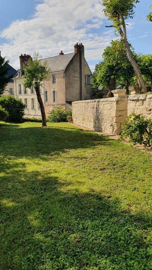 Hotel Les Destinees Chinon Exterior foto